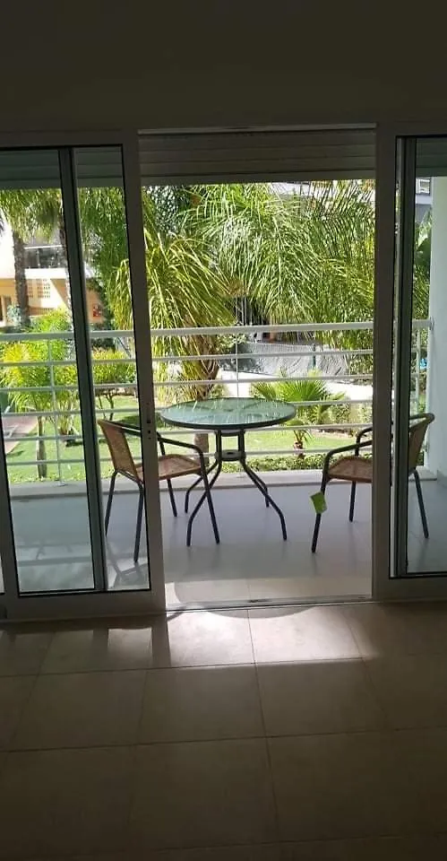 Apartment Lumina - Central Portimao - 5 Min From The Beach, Wifi, Smarttv And Pool 0*,